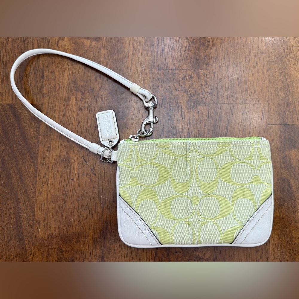 Coach Vintage Signature Yellowish/Lime GreenJacquard & Leather Wristlet